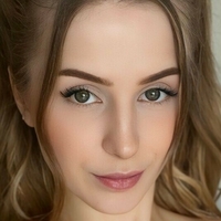 alicegreene Naken
