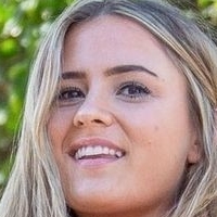 Alicia Oates Naken