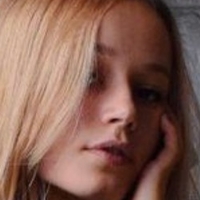Aline Dessine Naken