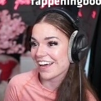 Alixxa Naken