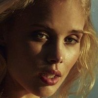 Allie Leggett Naken