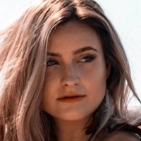 Alyssia McGoogan Naken