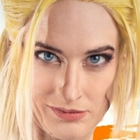 Amber Brite Props Naken