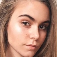 Amberleigh West Naken
