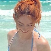Ana Saia Naken