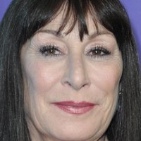 Anjelica Huston Naken
