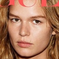 Anna Ewers Naken