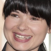 Anna Fischer Naken