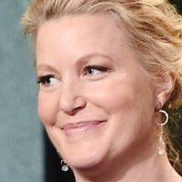 Anna Gunn Naken