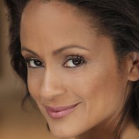Anne-Marie Johnson Naken