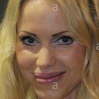 Annina Ucatis Naken