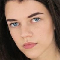 Antonia Wesseloh Naken