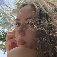 Ashley Hansen Naken