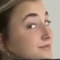 Ava Elise Naken