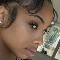 ayisha.mia Naken