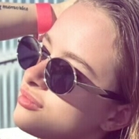 Banditka Kristina Naken