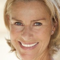 Belinda Mayne Naken