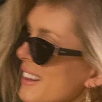 Bella White Naken
