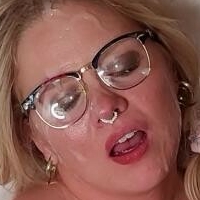 bettygetsshared Naken