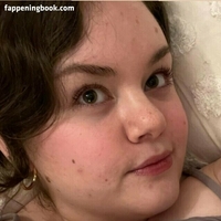 boober_ella_free Naken