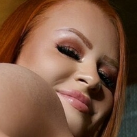 Britt_flyyy Naken