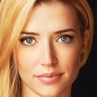Caitlin Pasquet Naken