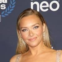 Camille Kostek Naken