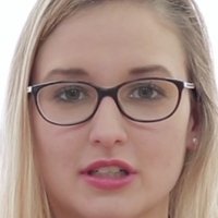 Camille Pelle Naken