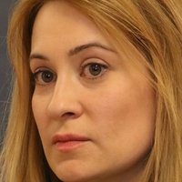Camille Sullivan Naken