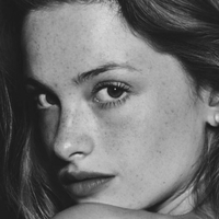 Camille Yolaine Naken