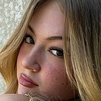 Carly Carter Naken
