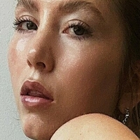 Carly Estelle Naken