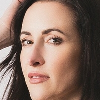Carrie Naken