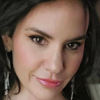 Cassie Cross Naken