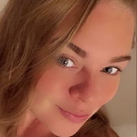 Cecily Chapman Naken