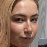 Charlotte Lion Naken