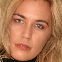 Charlotte Taundry Naken