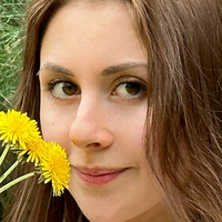 Chloe Leafs Naken