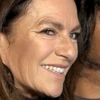Christine Neubauer Naken