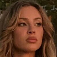 Daisy Keech Naken