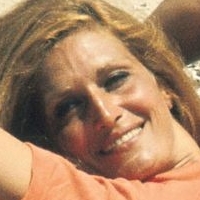 Dalida Naken