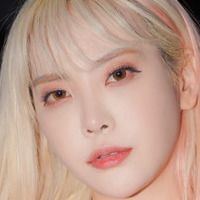 퀸다미 Dami Naken