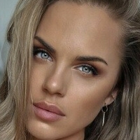 Daniela Frankova Naken