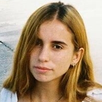Daniela Karli Naken