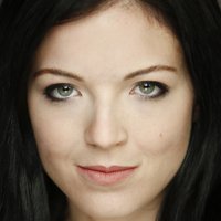 Danielle Cole Naken