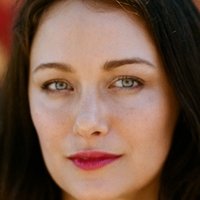 Deanna Russo Naken