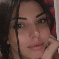 desireecavallaro Naken