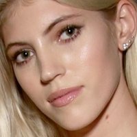 Devon Windsor Naken