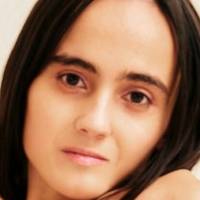 Dina Candy Naken
