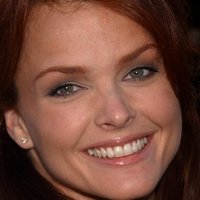 Dina Meyer Naken